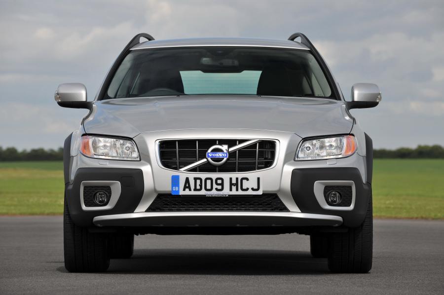  Volvo XC70 2010 года  (фото 33 из 58)